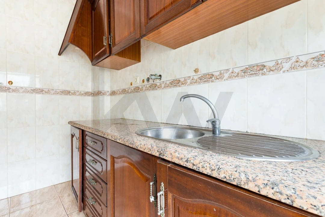 Apartamento T2 para Venda em Barreiro e Lavradio Foto 14