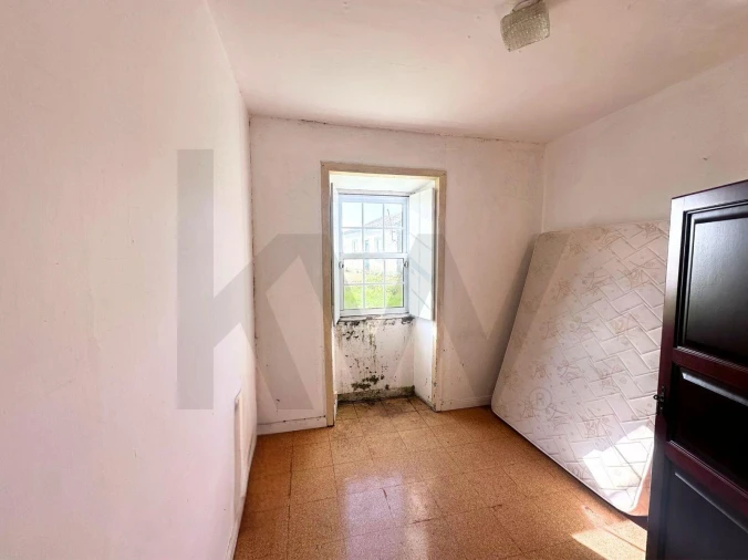 Moradia T2 para Venda em Santo Espirito Foto 8