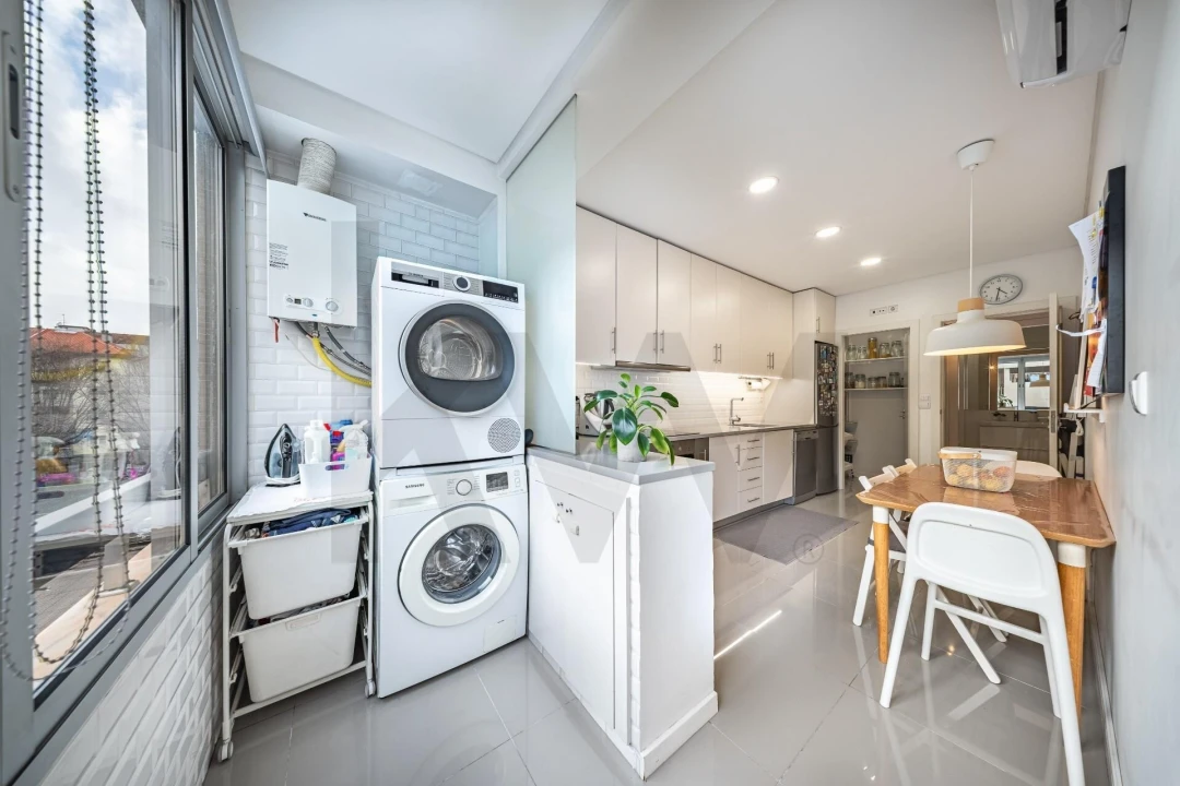 Apartamento T3 para Arrendamento em Braga (São José de São Lázaro e São João do Souto) Foto 10