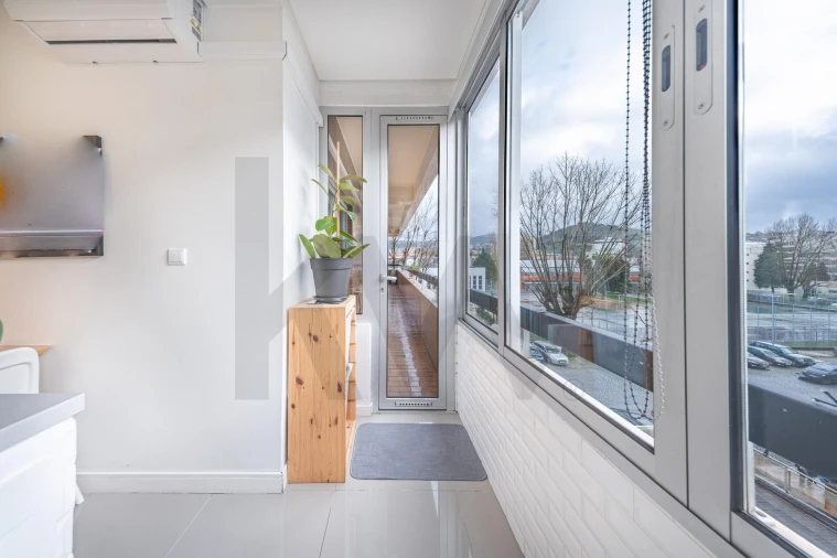 Apartamento T3 para Arrendamento em Braga (São José de São Lázaro e São João do Souto) Foto 9