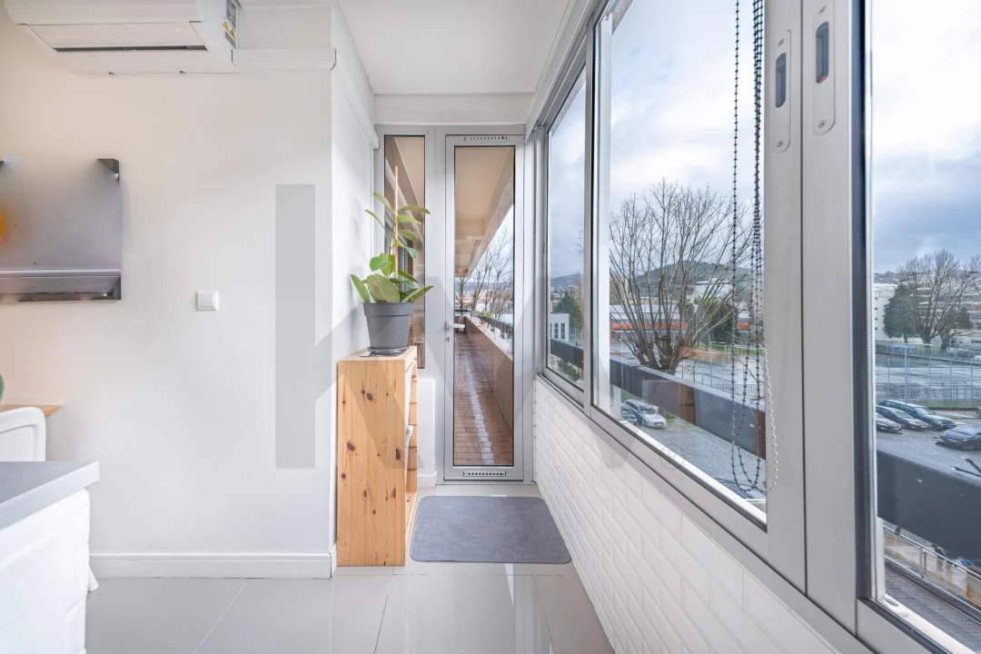 Apartamento T3 para Arrendamento em Braga (São José de São Lázaro e São João do Souto) Foto 9