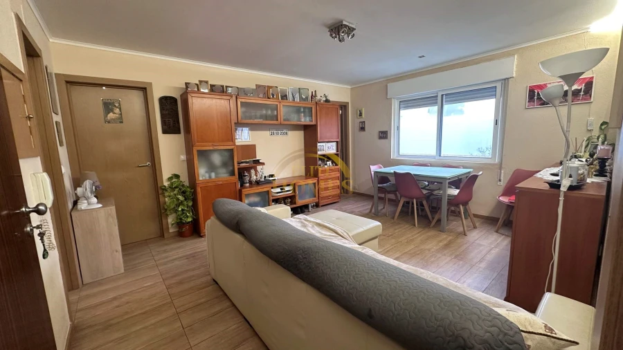 Apartamento T2 para Venda em Águas Livres Foto 4