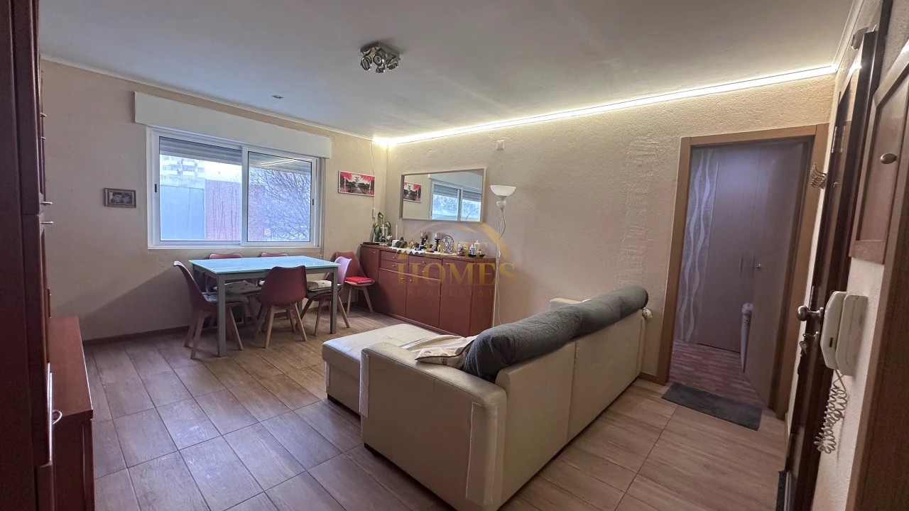 Apartamento T2 para Venda em Águas Livres Foto 7