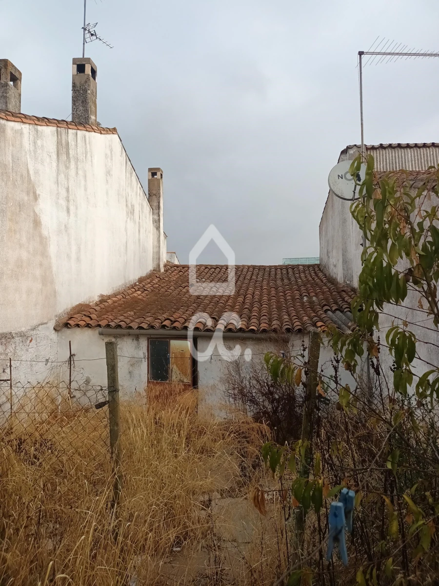 Moradia T2 para Venda em Beringel Foto 1