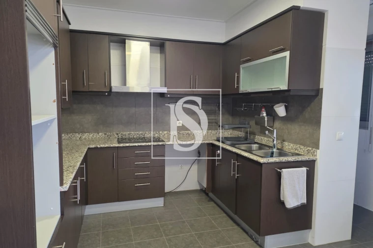 Apartamento T2 para Venda em Tondela e Nandufe Foto 3