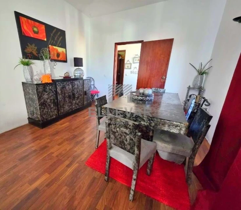 Moradia T3 para Venda em Santo Antonio Foto 11