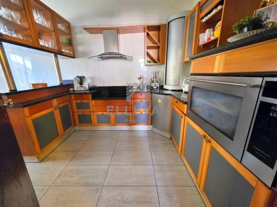 Moradia T3 para Venda em Santo Antonio Foto 6