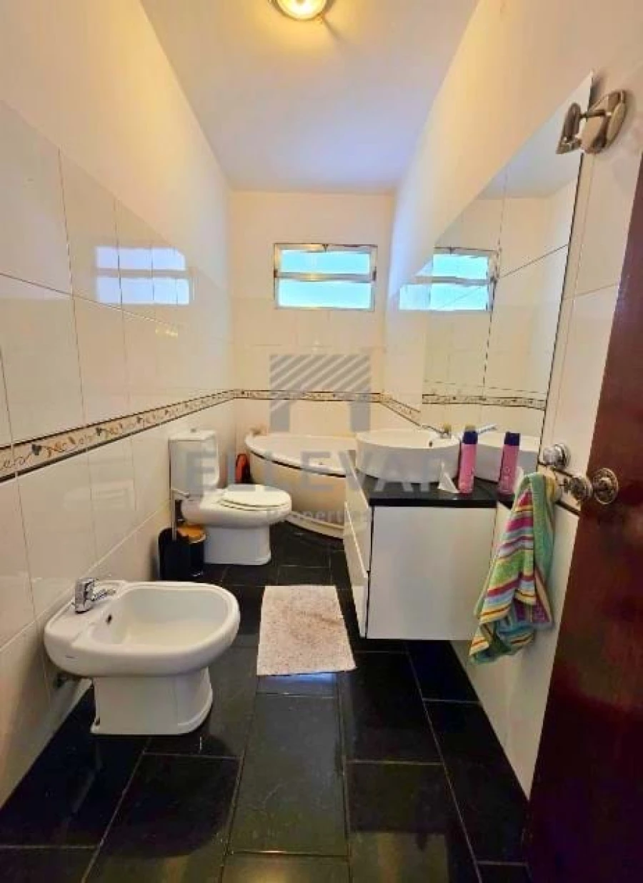 Moradia T3 para Venda em Santo Antonio Foto 7