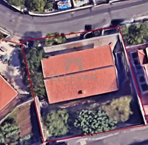 Moradia T3 para Venda em Santo Antonio Foto 3