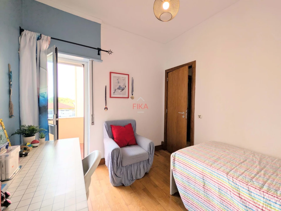 Apartamento T3 para Venda em Amora Foto 21