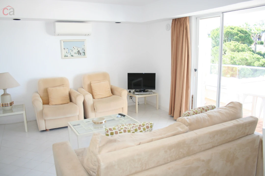 Apartamento T1 para Venda em Lagoa e Carvoeiro Foto 3