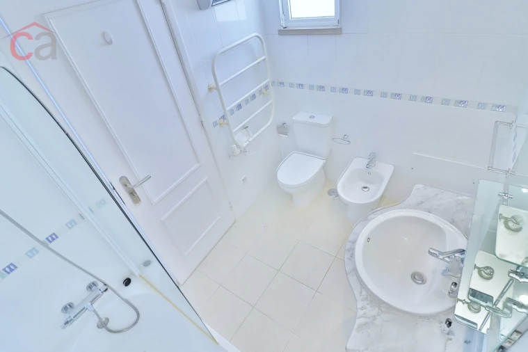 Apartamento T1 para Venda em Lagoa e Carvoeiro Foto 12