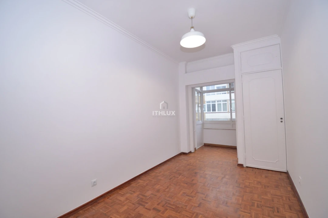 Apartamento T2 para Arrendamento em Oeiras e São Julião da Barra, Paço de Arcos e Caxias Foto 6