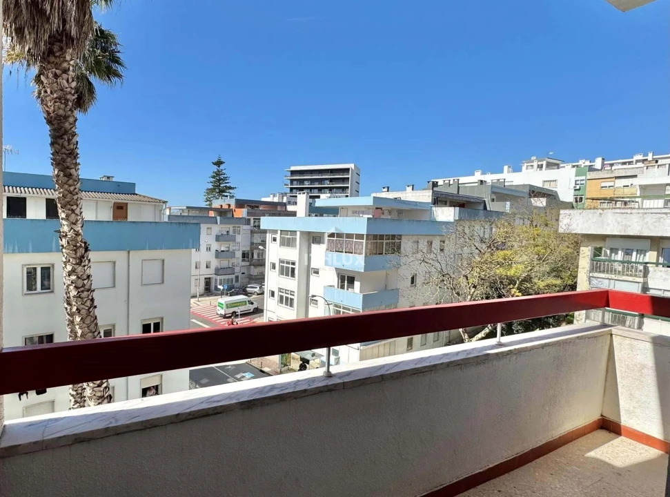 Apartamento T2 para Arrendamento em Oeiras e São Julião da Barra, Paço de Arcos e Caxias Foto 1