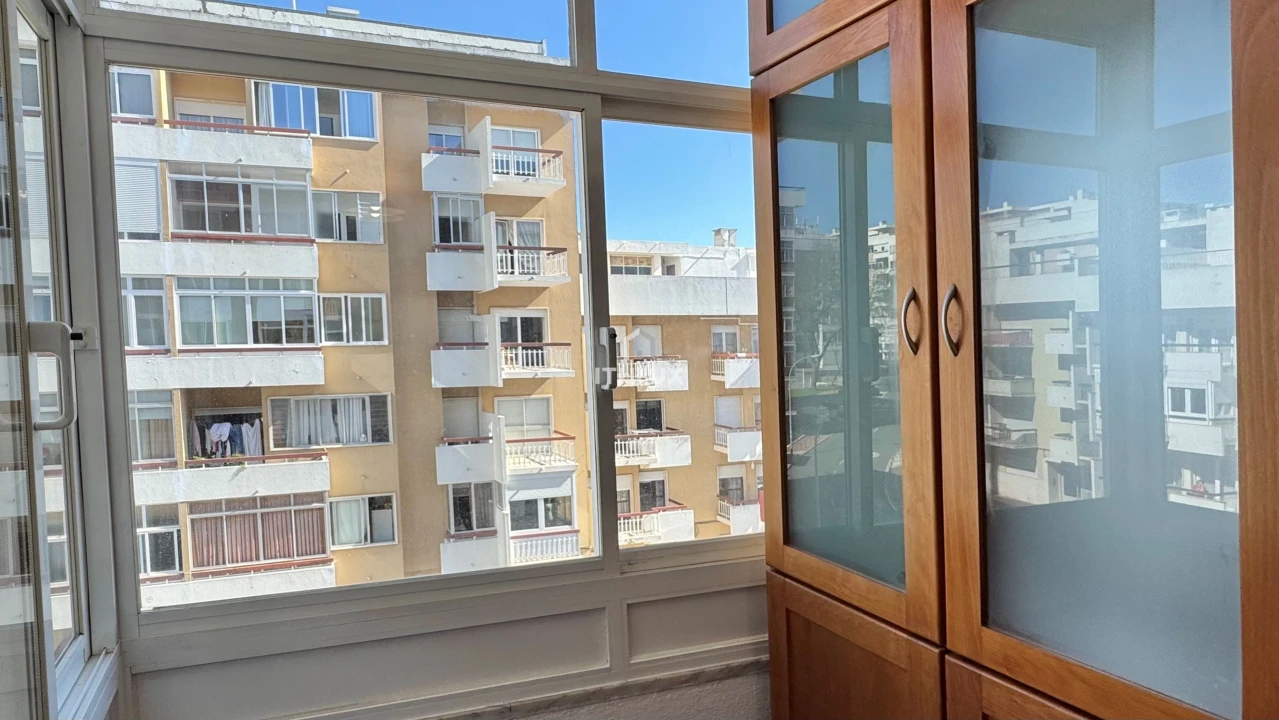 Apartamento T2 para Arrendamento em Oeiras e São Julião da Barra, Paço de Arcos e Caxias Foto 12