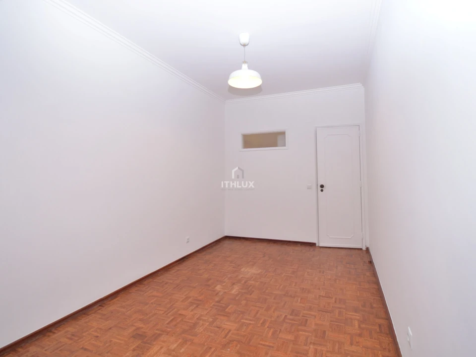 Apartamento T2 para Arrendamento em Oeiras e São Julião da Barra, Paço de Arcos e Caxias Foto 16