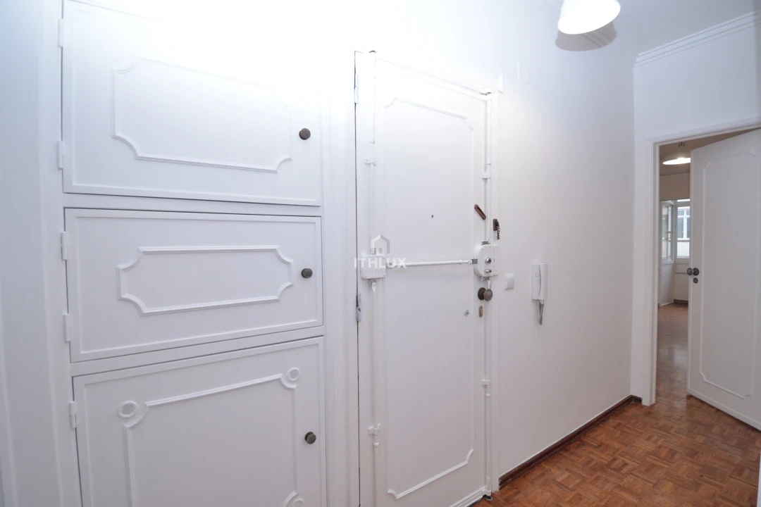 Apartamento T2 para Arrendamento em Oeiras e São Julião da Barra, Paço de Arcos e Caxias Foto 5