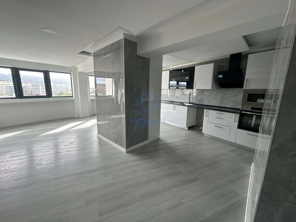 Apartamento T4 para Venda em Braga (Maximinos, Sé e Cividade) Foto 6