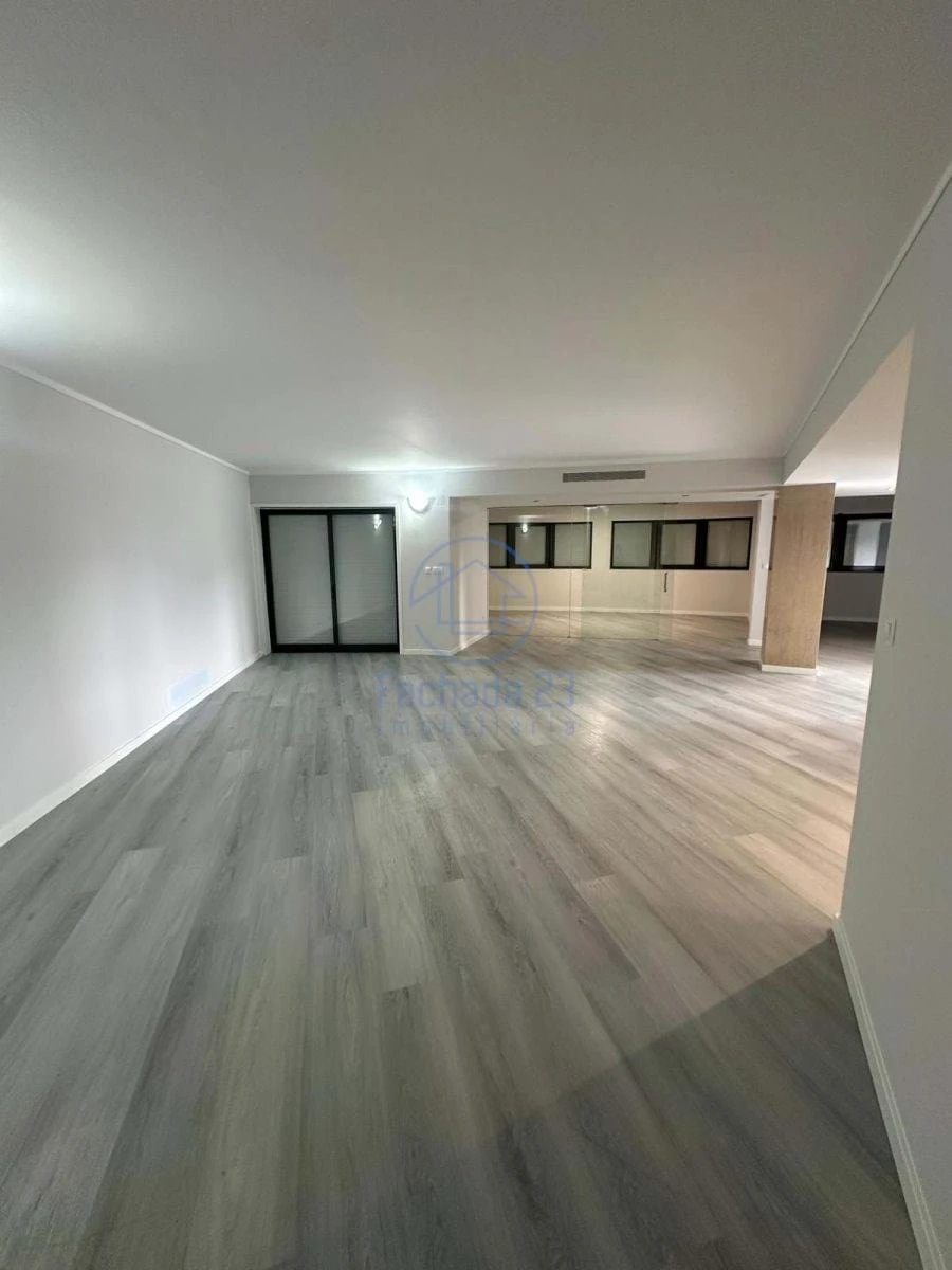 Apartamento T4 para Venda em Braga (Maximinos, Sé e Cividade) Foto 2