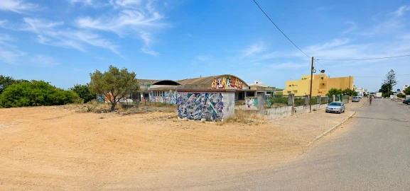Terreno para Venda em Olhão