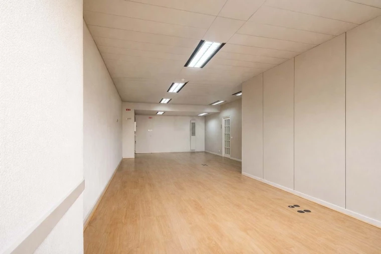 Escritório para Arrendamento em Campo de Ourique Foto 3