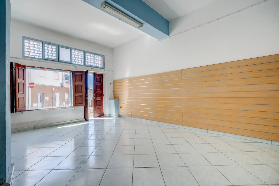 Prédio para Venda em Silves Foto 45