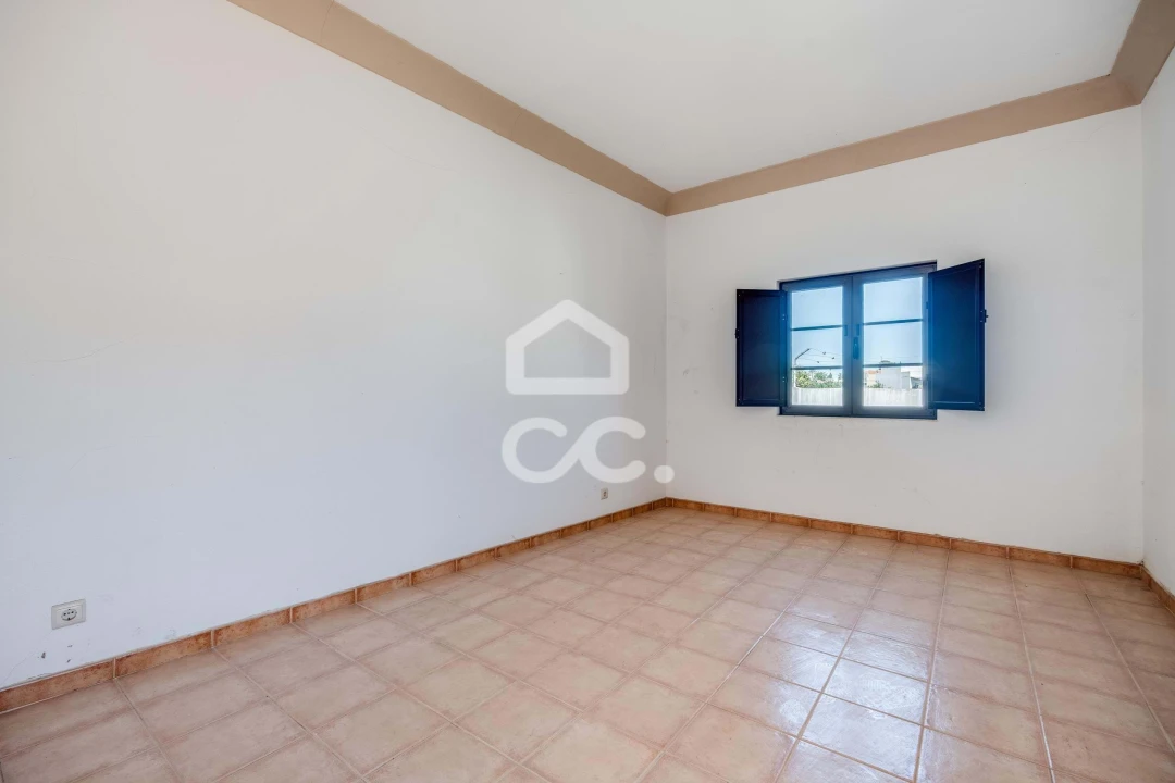 Moradia T4 para Venda em São Silvestre Foto 23