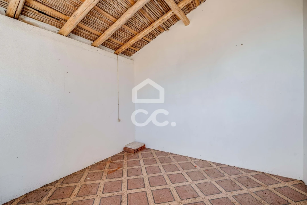 Moradia T4 para Venda em São Silvestre Foto 32