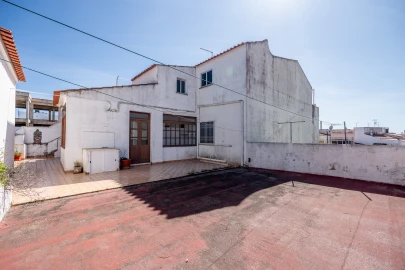 Prédio para Venda em Silves