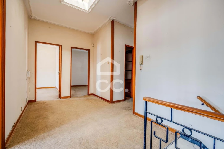 Moradia T4 para Venda em São Silvestre Foto 5