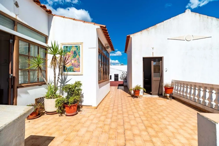 Prédio para Venda em Silves Foto 48