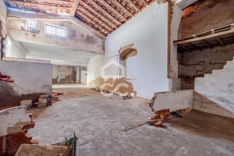 Moradia T4 para Venda em São Silvestre Foto 38