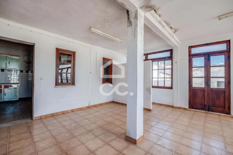 Moradia T4 para Venda em São Silvestre Foto 16