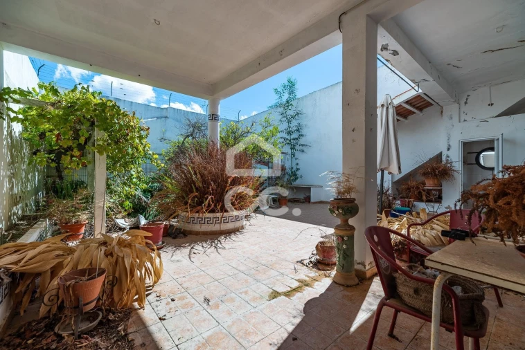 Prédio para Venda em São Silvestre