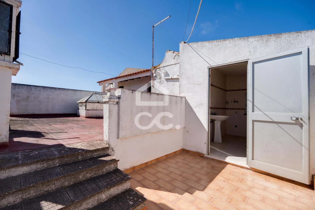 Moradia T4 para Venda em São Silvestre Foto 24