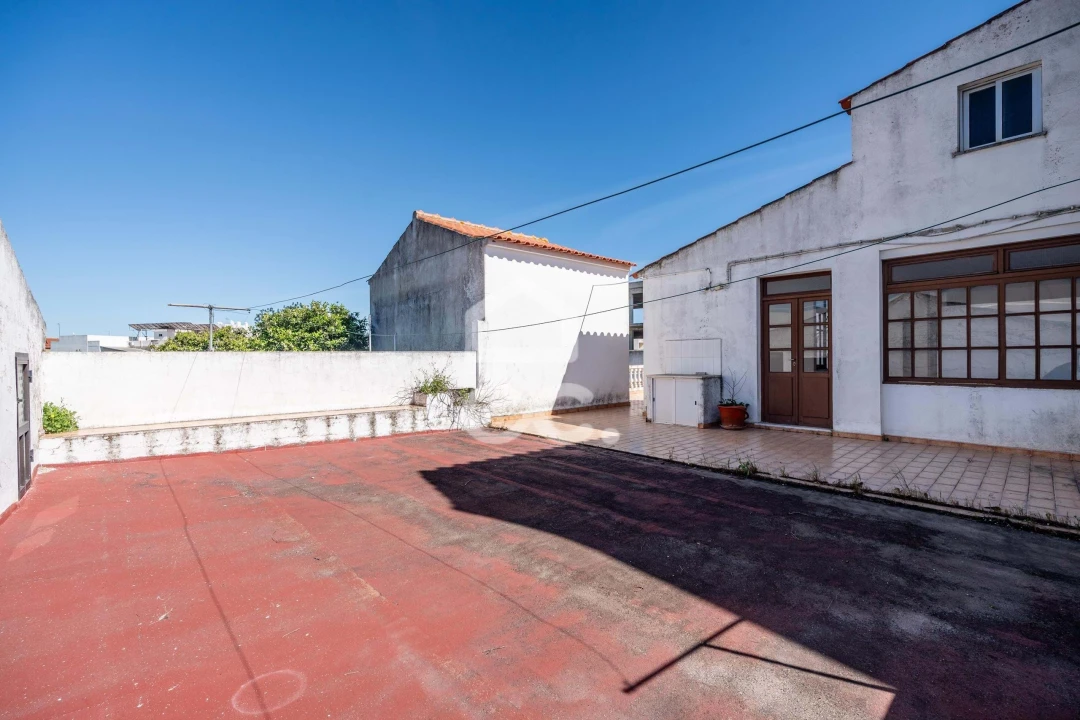 Moradia T4 para Venda em São Silvestre Foto 21