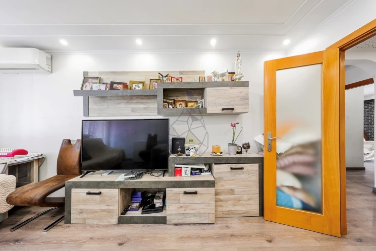 Apartamento T3 para Venda em Estômbar e Parchal Foto 8