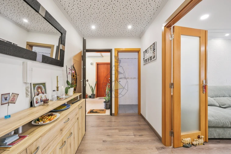 Apartamento T3 para Venda em Estômbar e Parchal Foto 29