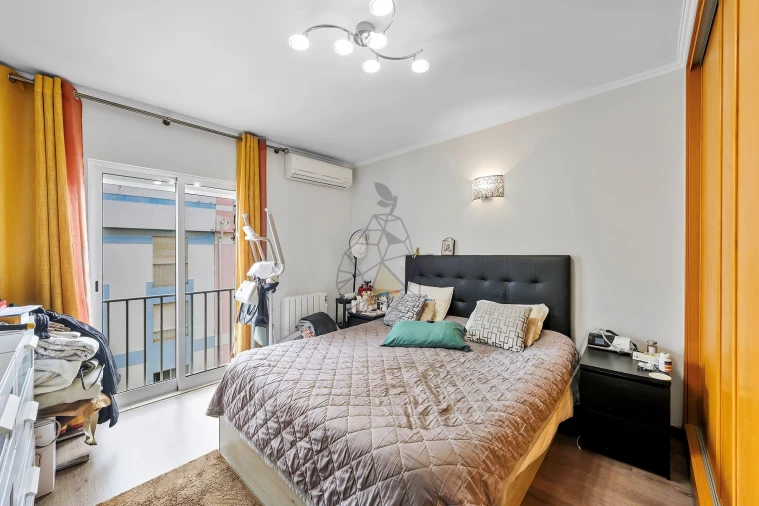 Apartamento T3 para Venda em Estômbar e Parchal Foto 21