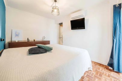 Apartamento T3 para Venda em Oeiras e São Julião da Barra, Paço de Arcos e Caxias