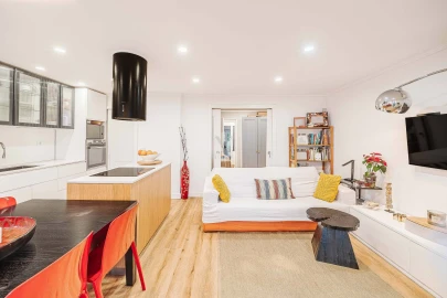 Apartamento T3 para Venda em Oeiras e São Julião da Barra, Paço de Arcos e Caxias