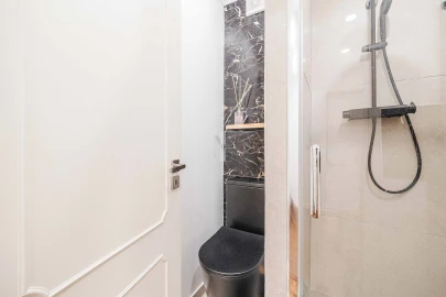 Apartamento T3 para Venda em Oeiras e São Julião da Barra, Paço de Arcos e Caxias