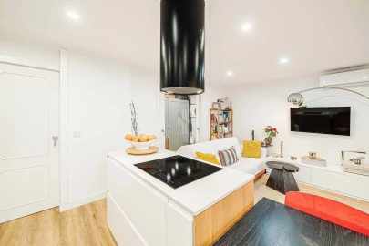Apartamento T3 para Venda em Oeiras e São Julião da Barra, Paço de Arcos e Caxias