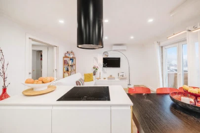 Apartamento T3 para Venda em Oeiras e São Julião da Barra, Paço de Arcos e Caxias