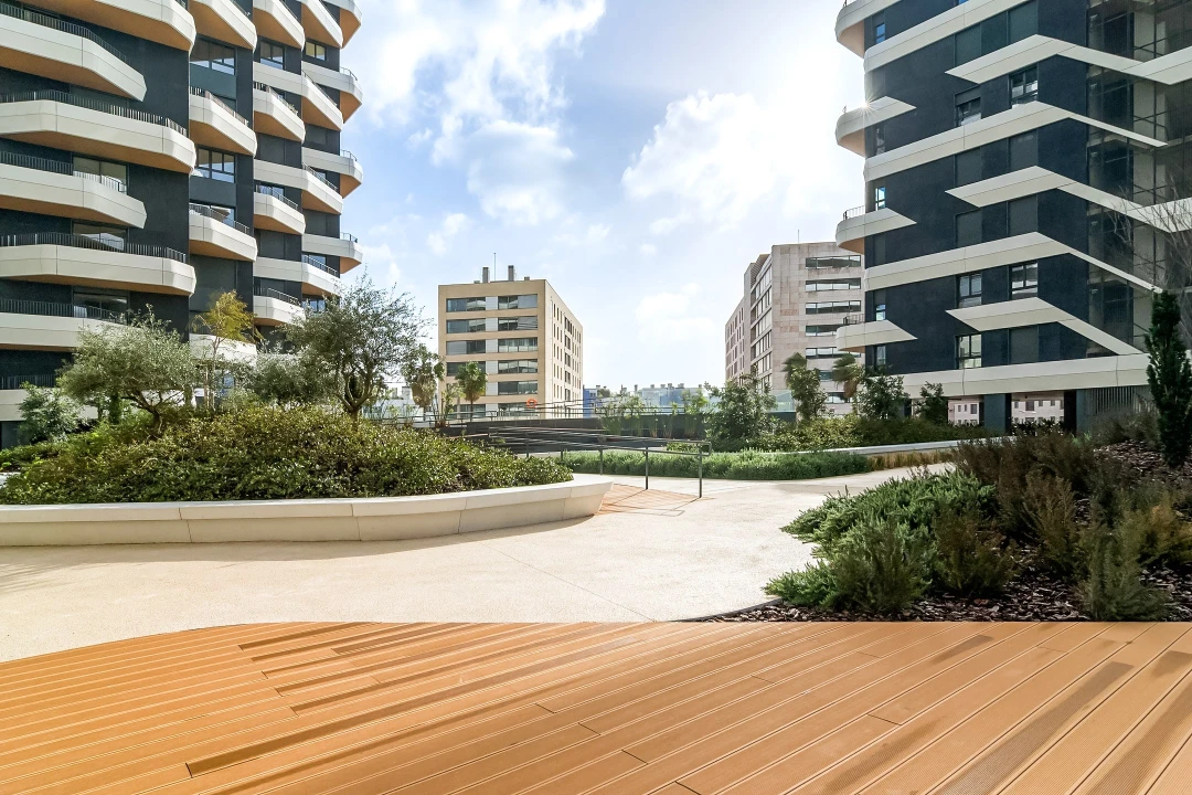 Apartamento T2 para Venda em Parque das Nações Foto 3