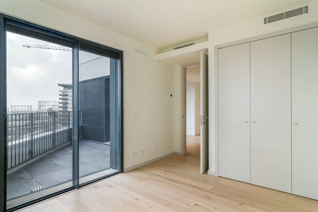 Apartamento T2 para Venda em Parque das Nações Foto 16