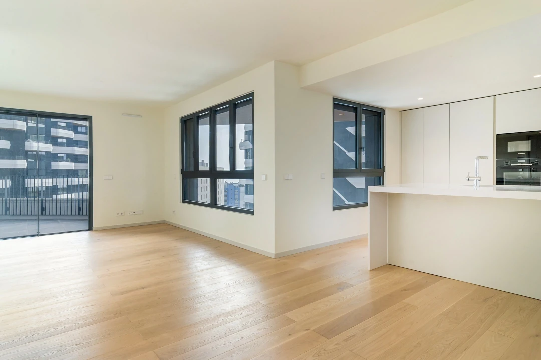 Apartamento T2 para Venda em Parque das Nações Foto 3