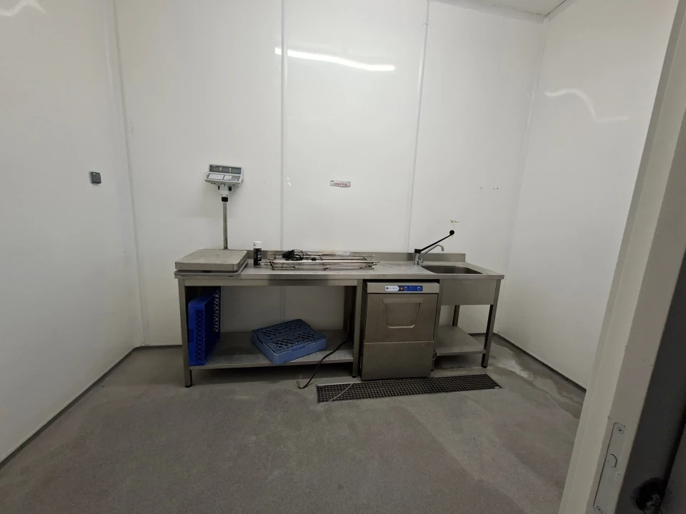 Negócio para Arrendamento em Arrifes Foto 5