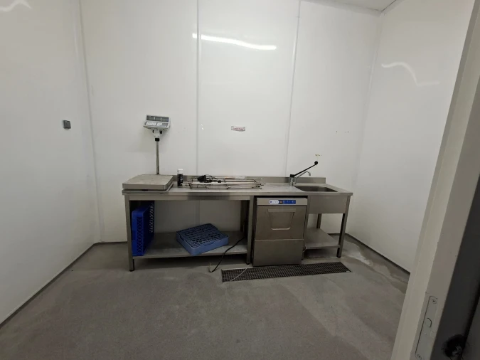 Negócio para Arrendamento em Arrifes Foto 5