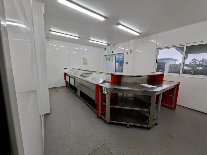 Negócio para Arrendamento em Arrifes Foto 11